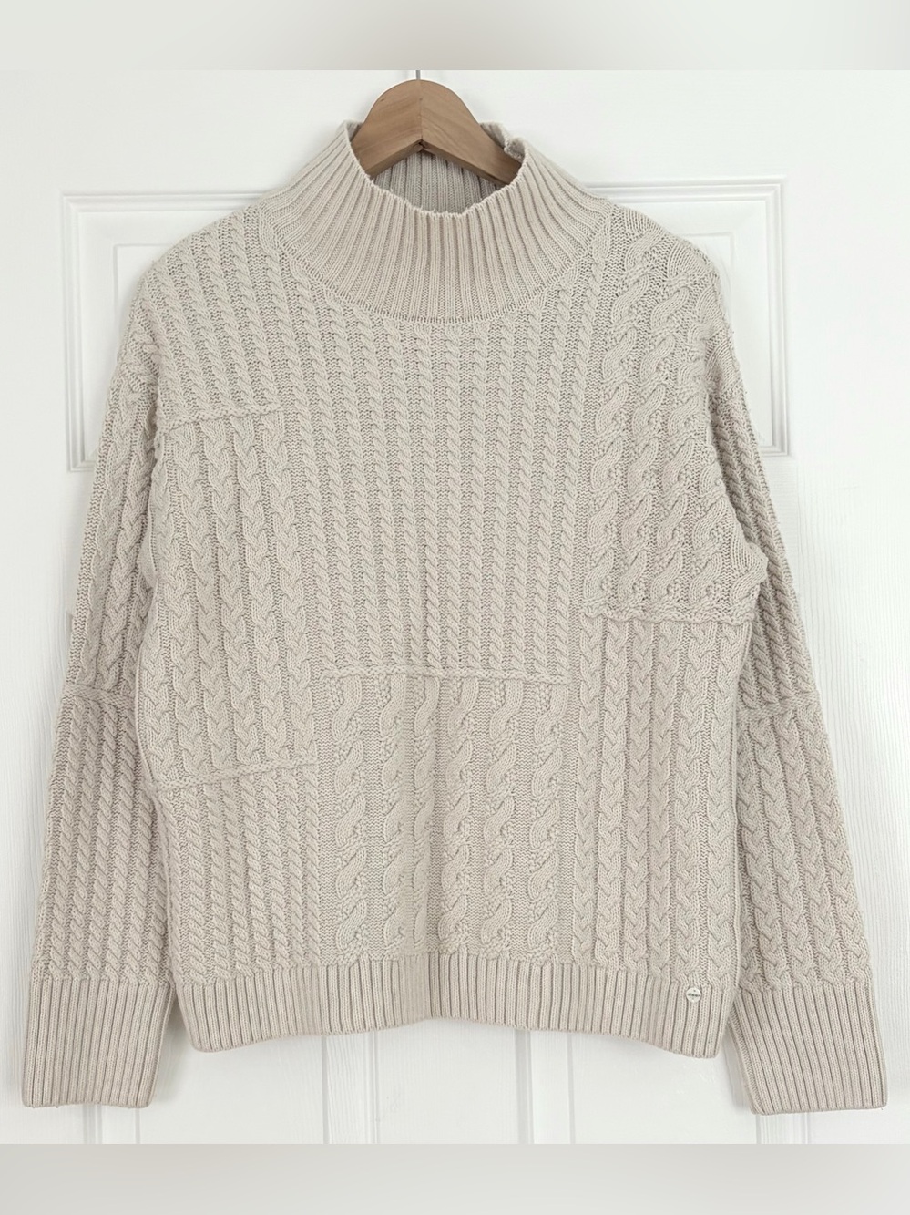 Olsen Cable Knit Sweater Size S/M